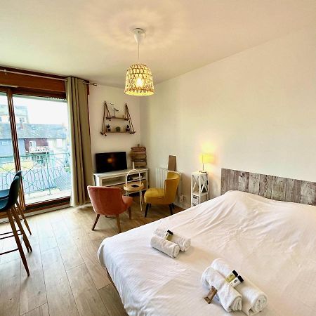 Salm, Coquet Studio Avec Balcon วิสเทรอัม ภายนอก รูปภาพ