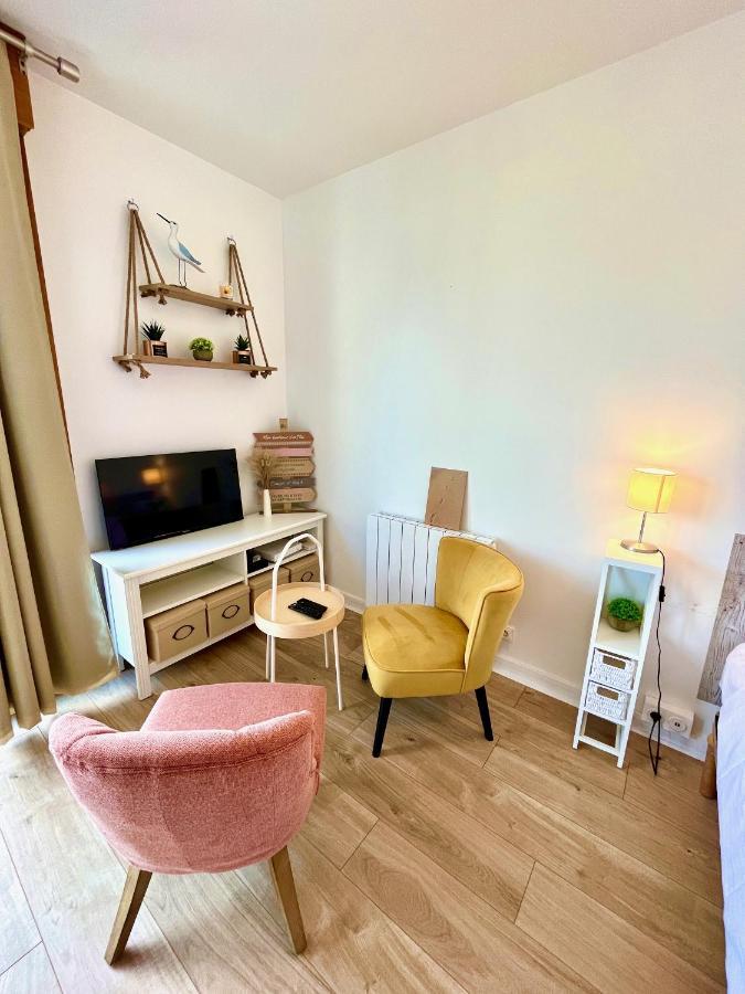 Salm, Coquet Studio Avec Balcon วิสเทรอัม ภายนอก รูปภาพ
